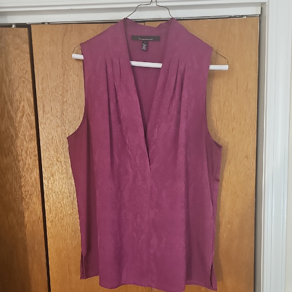 White House Black Market Fuchsia Sleeveless Blouse